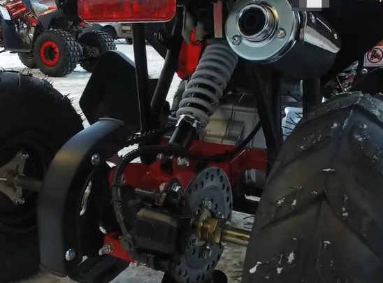 Задняя маятниковая подвеска