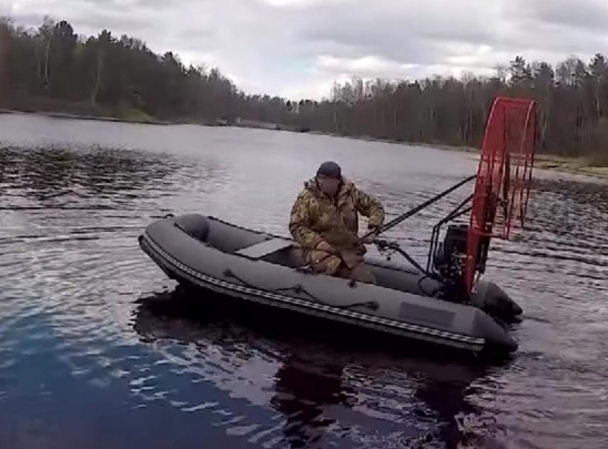 Прочное дно лодки